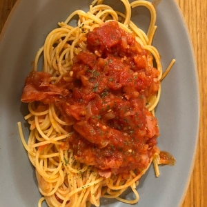 生ハムの温製トマトスパゲッティ